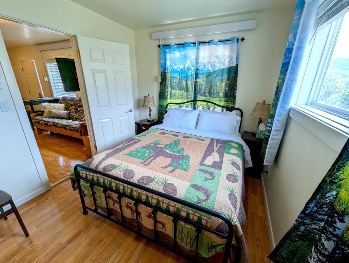 Yellowstone Treasure Guesthouses On The River Gardiner Eksteriør bilde