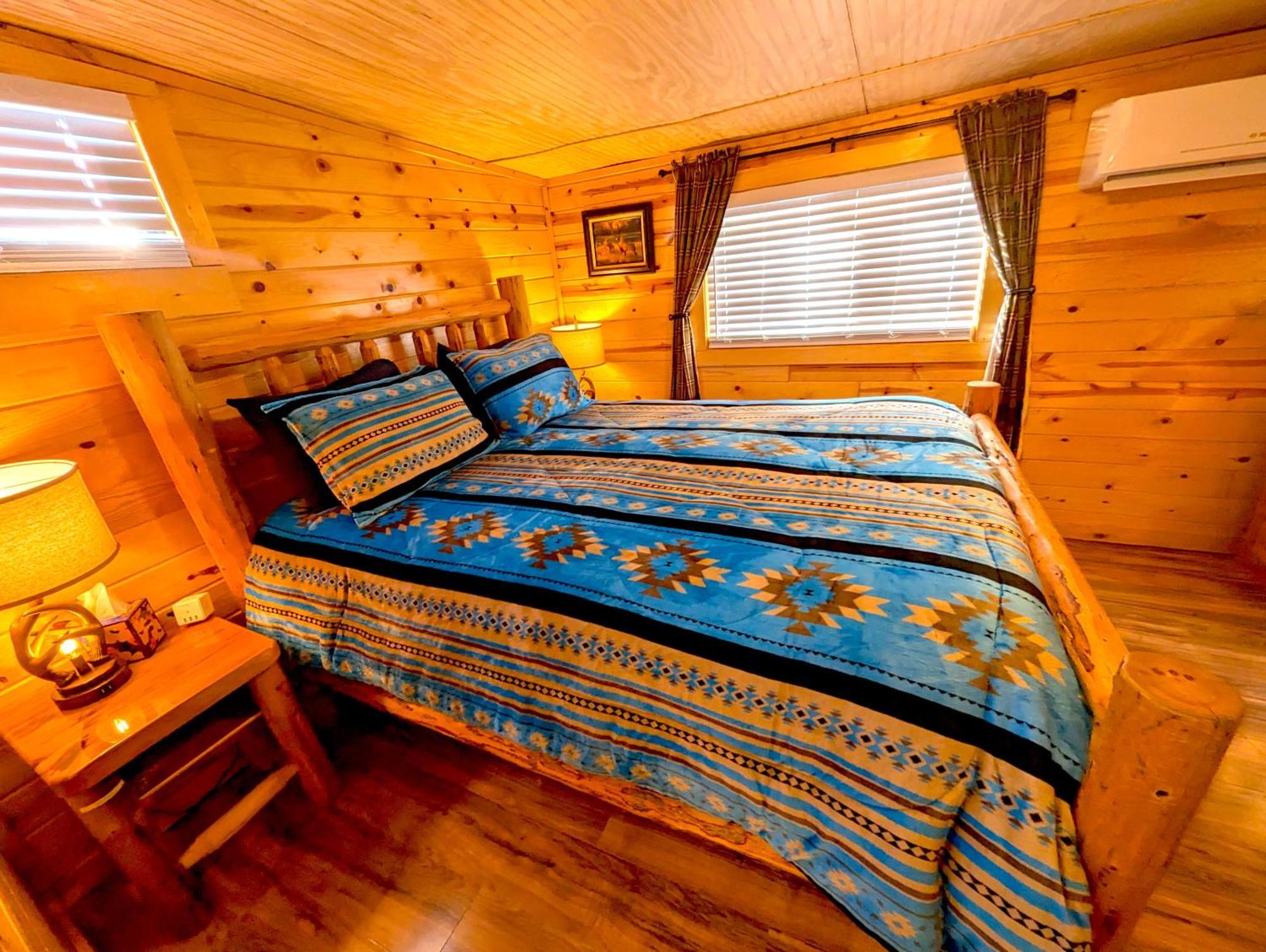 Yellowstone Treasure Guesthouses On The River Gardiner Eksteriør bilde