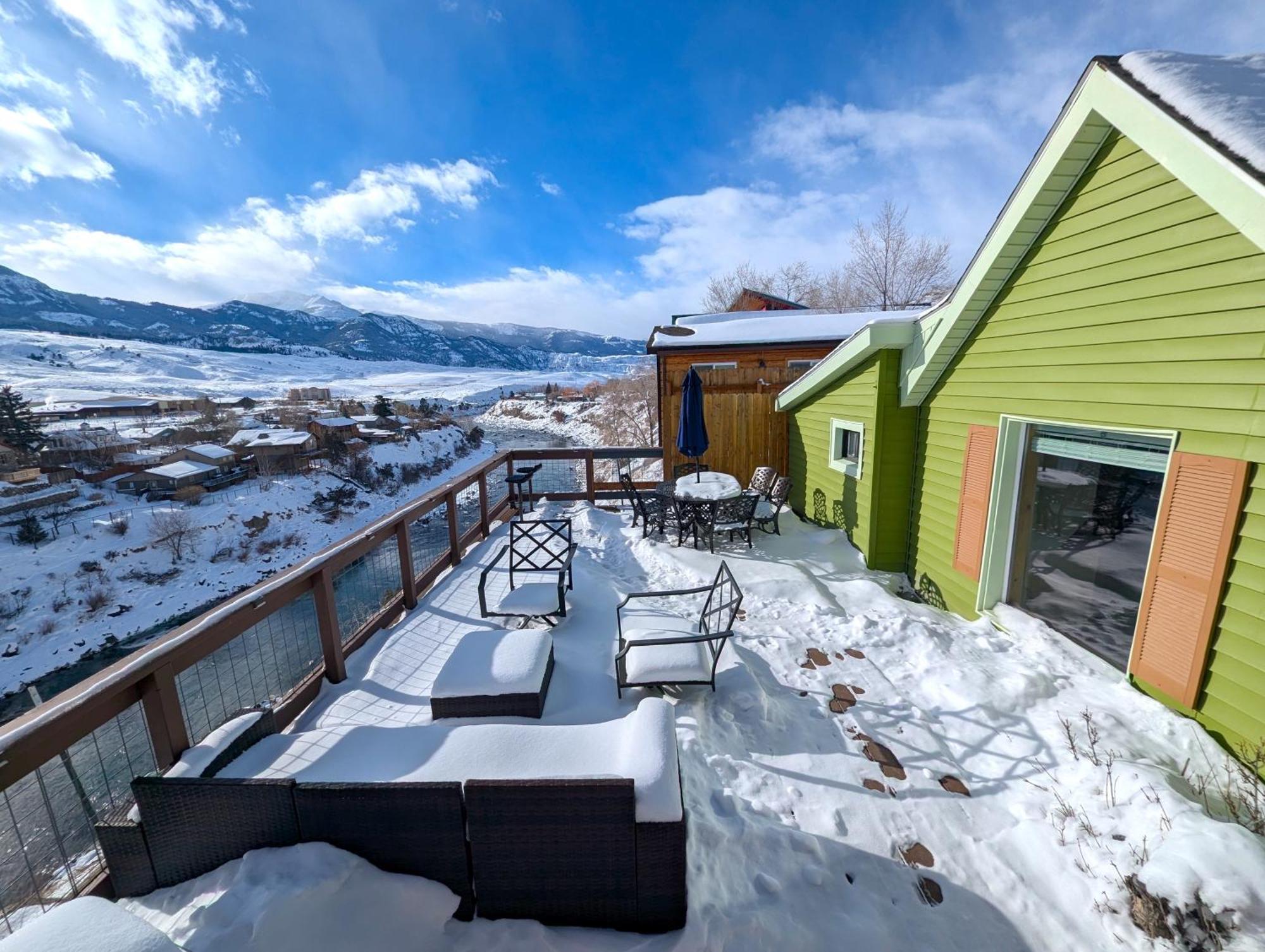 Yellowstone Treasure Guesthouses On The River Gardiner Eksteriør bilde